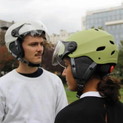 Casque LED H.30 Vision Kaki Avec Visière Pour Vélo, Trottinette -Vélo Matériel Magasin casque led h30 vision kaki avec visiere pour velo trottinette 2