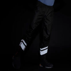 BTWIN SURPANTALON PLUIE VELO VILLE AVEC COUVRE-CHAUSSURES INTEGREES 540 FEMME NOIR -Vélo Matériel Magasin surpantalon pluie velo ville avec couvre chaussures integrees 540 femme noir 7