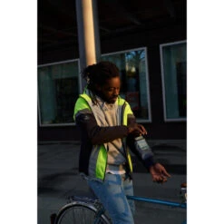 Veste Légère Imperméable Et Réfléchissante UCRR3 -Vélo Matériel Magasin veste legere impermeable et reflechissante ucrr3 3
